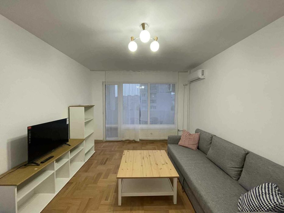Дава се под наем Тристаен апартамент в София, Овча купел 1 - 110 кв.м за 663 € - Снимка #1