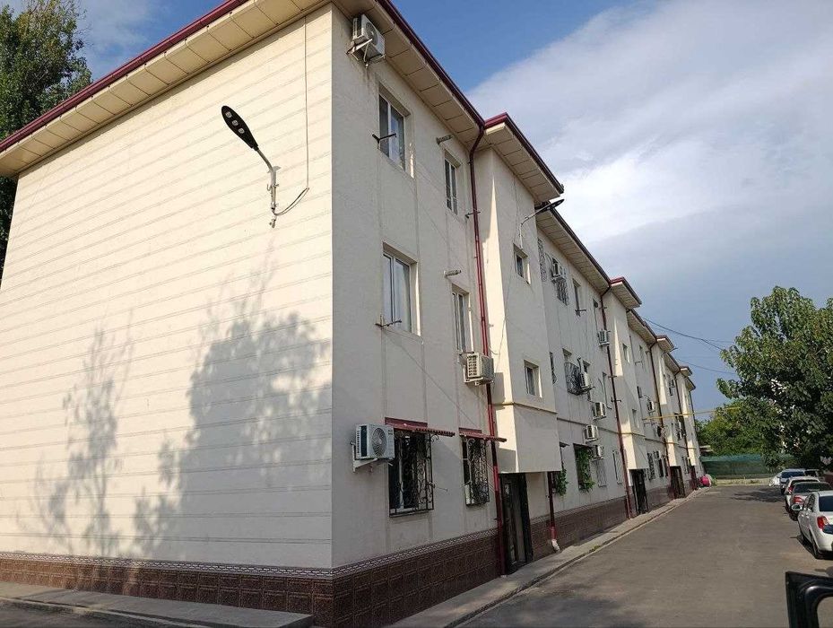 Продается 2-комнатная квартира.  Геофизика. Новостройка.
