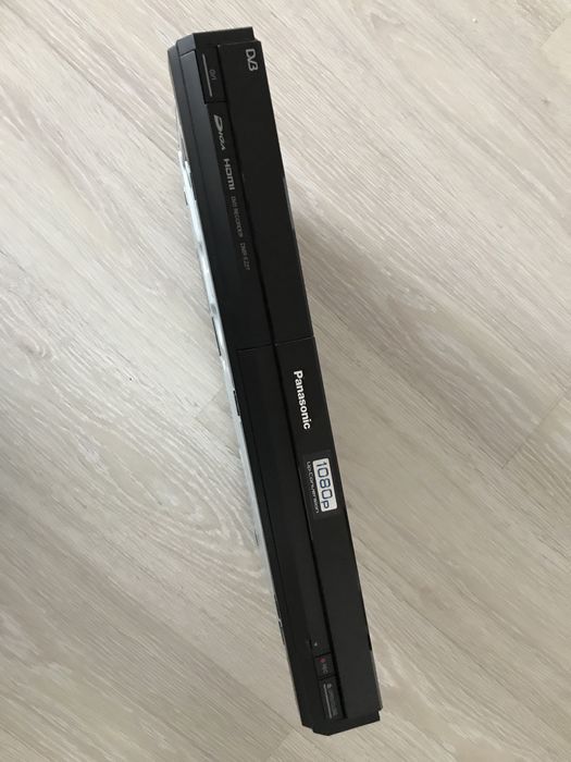 dvd  recorder  panasonic dmr-ez 27 1080 p