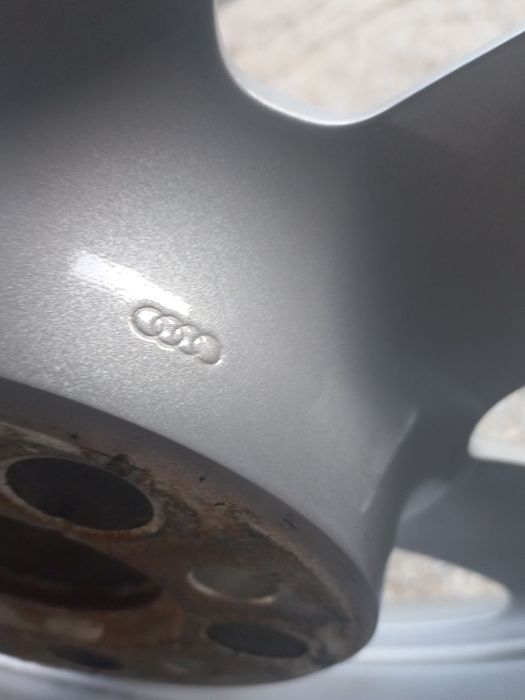 17"Ауди Оригинални  A3 А4 А6 А8 Q3 Q5 8ж ет30 66.5ц.о