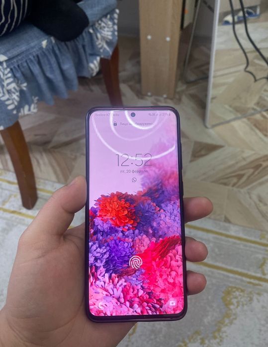 Samsung galaxy S20 8/128 гб