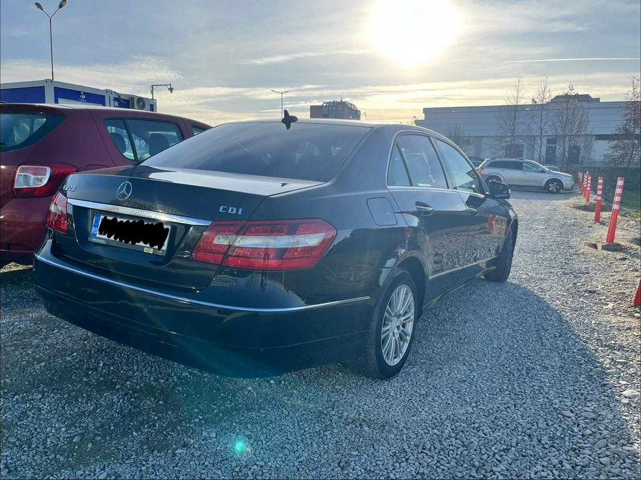 MERCEDES-BENZ E-Class 2011 — imagine 4