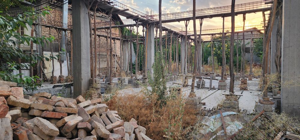 Продаётся участок 13 сотих
Есть документы на Гостиницы (Разрешения, АП