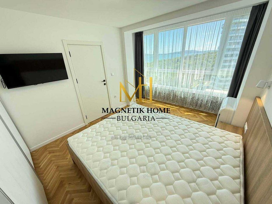 Дава се под наем Тристаен апартамент в Бургас, Лазур - 100 кв.м за 1683 € - Снимка #8