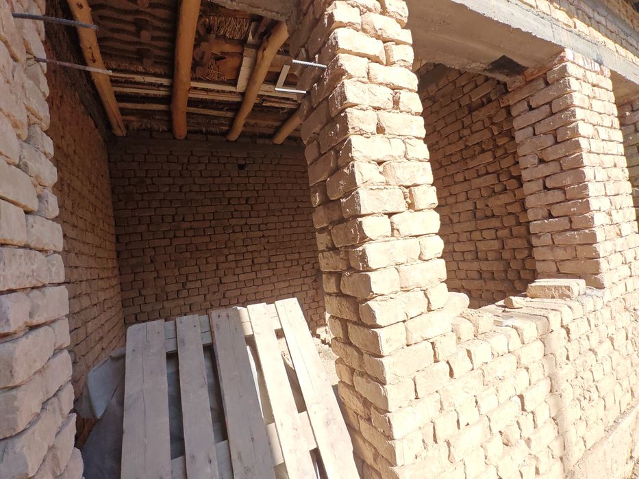 Uy sotiladi 1.25 sotix