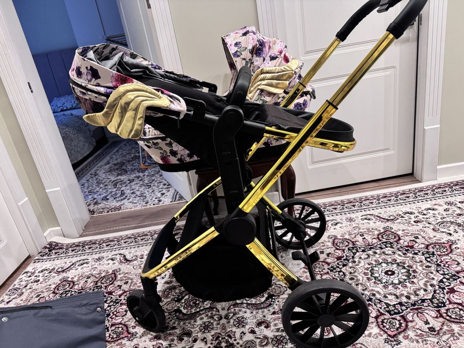 Коляска детская в хорошем состоянии