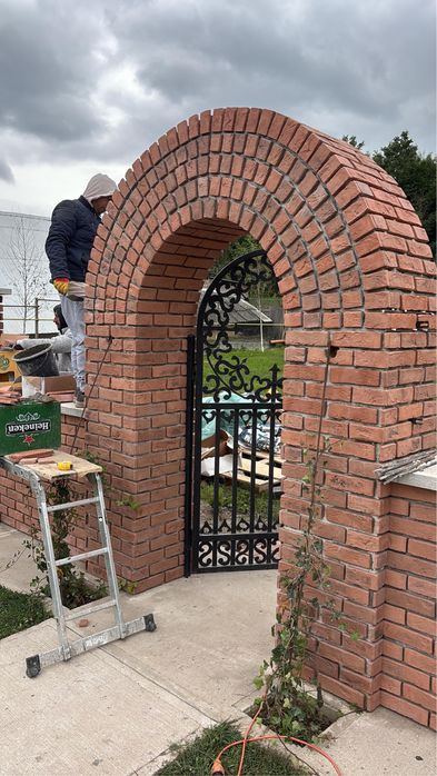 Caramida aparenta coame gard capace stalpi palarii boltari piatra deco