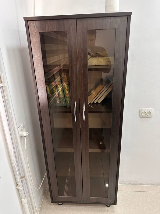 Мебельный стеллаж для офис