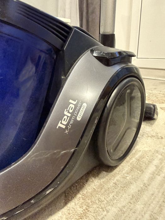 Продам пылесос tefal.