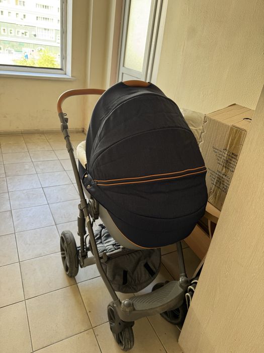 Продам коляску в хорошем состоянии