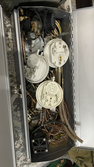 Срочно продам Запчасти котла