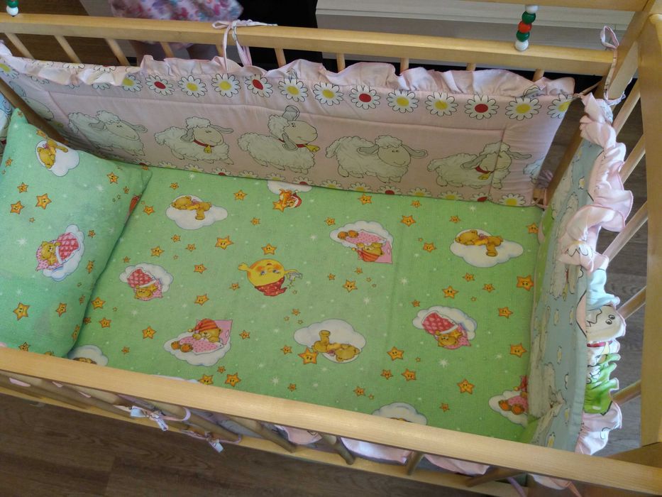 Кровать детская с матрасом и бортиками