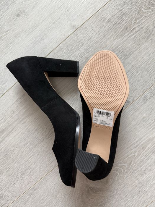 Замшевые туфли Clarks