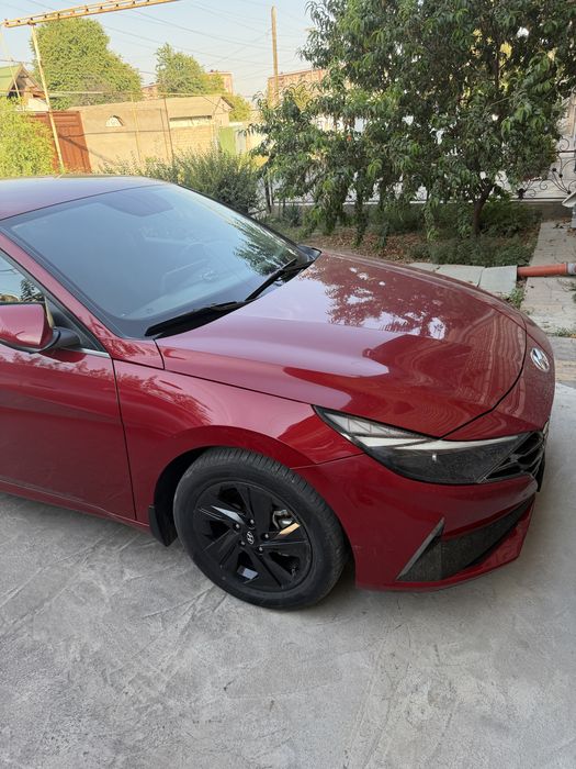 Hyundai Elantra 2021