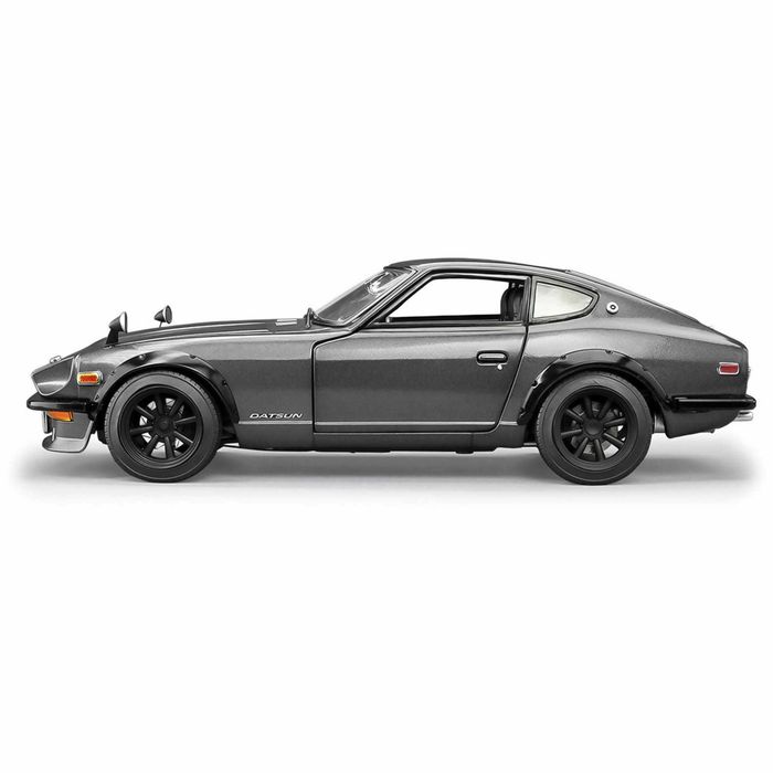 Macheta Datsun 240Z 1:18 Sun Star