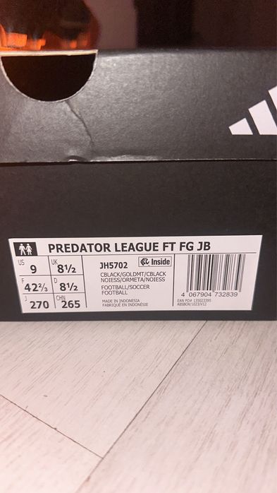 Ghete fotbal Adidas Predator League