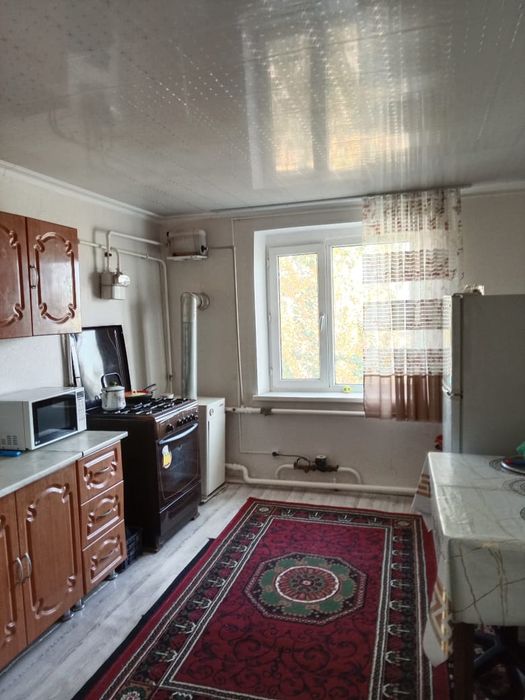 Этаж үй сатылады 2 бөлме