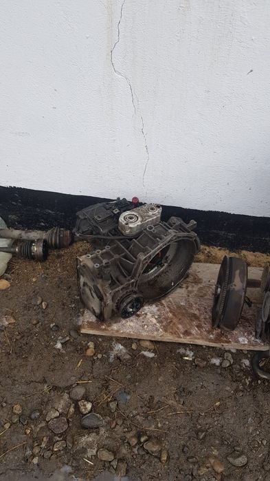 На разбор голь3 всё запчасти есть