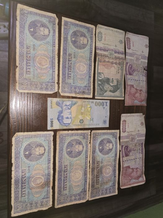 Vând bancnote vechi de colectie