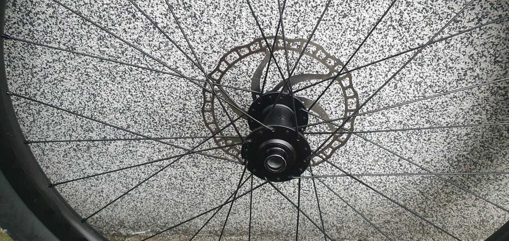 Roti MTB/cross-country carbon 29" Bontrager KoveeElite30 boost TLR 12s