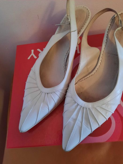 Rochie de mireasa printesa sî rochie nasa