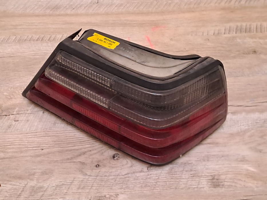 Фара на мерседес бенз Е 124