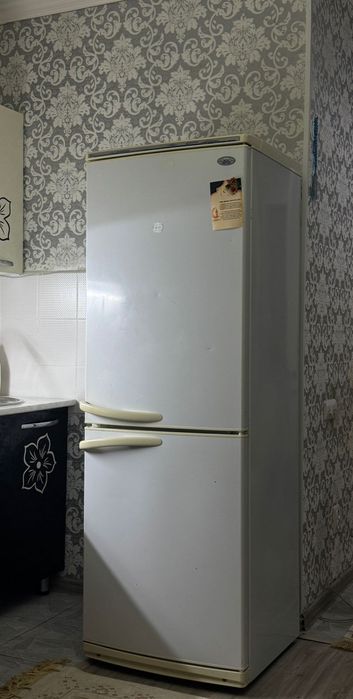 Прлдам б/у холодильник в городе Ақтөбе