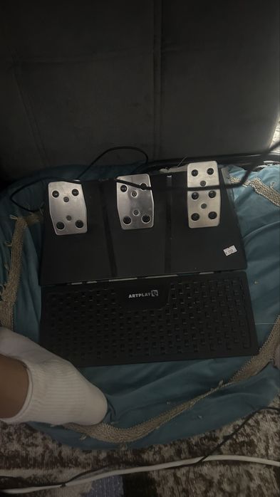 V-1600 игровой руль