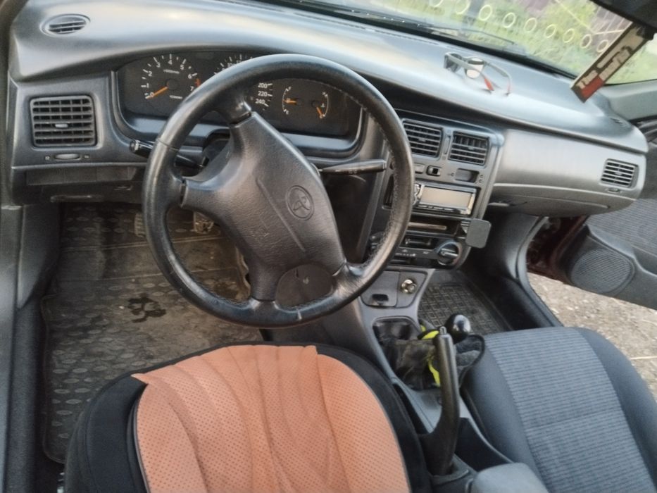 Продам toyota carina e