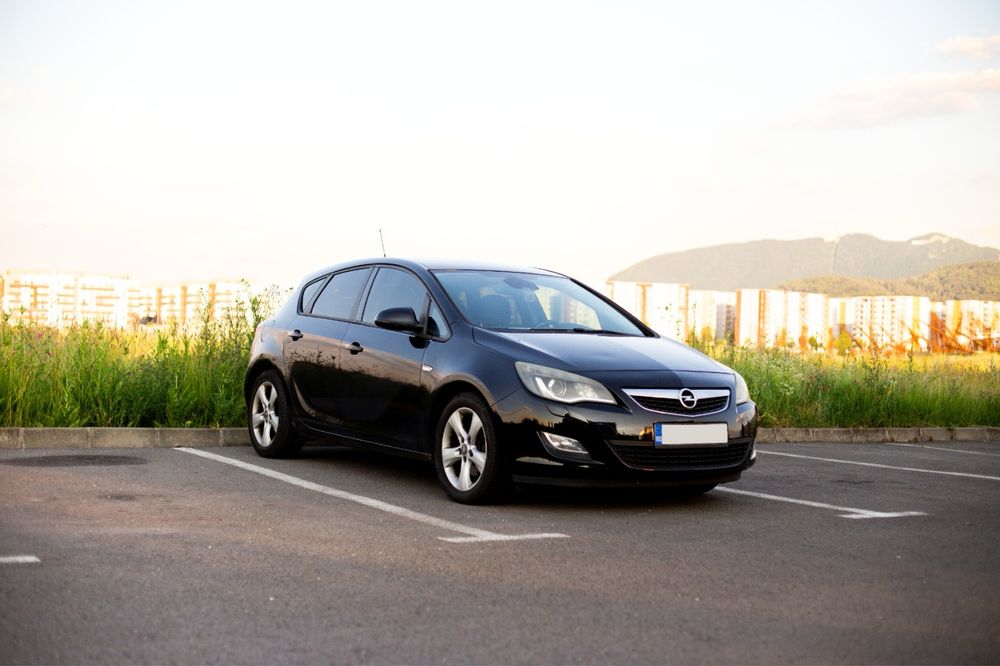 OPEL Astra 2010 — imagine 2