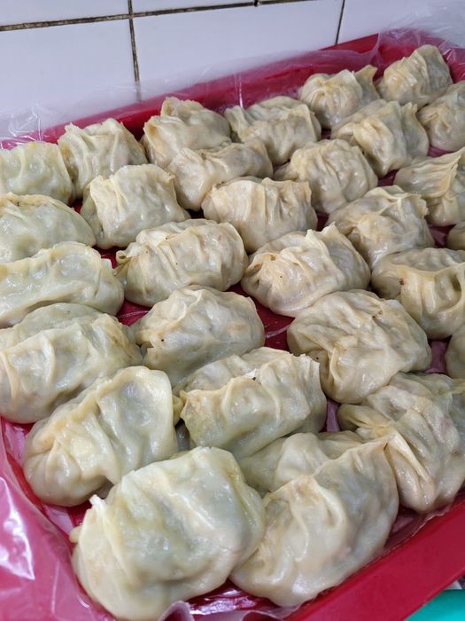 Туй ва маросимлар учун заказга манти, сомса киламиз.