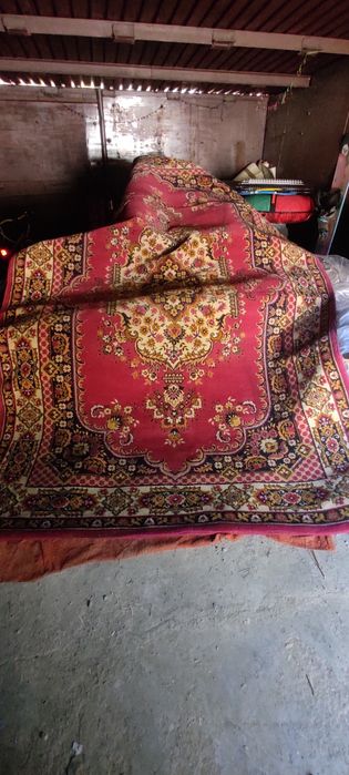 Два ковра в очень хорошем состоянии недорого