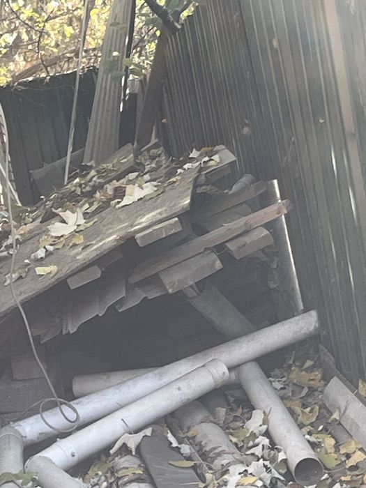 Стройматериал,доски щебенка