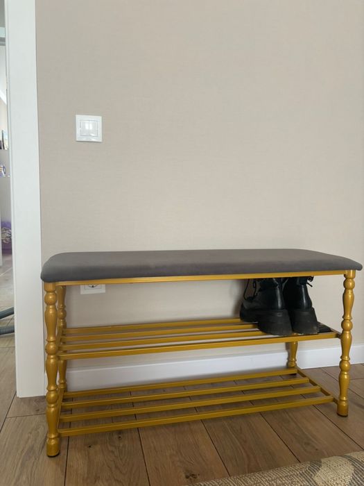 Продам обувницу в идеальном состоянии