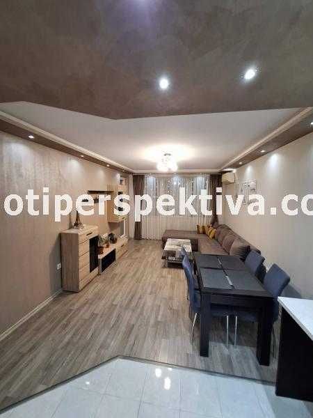 Продава се Двустаен апартамент в Пловдив, Кючук Париж - 64 кв.м за 1092 €/кв.м - Снимка #3