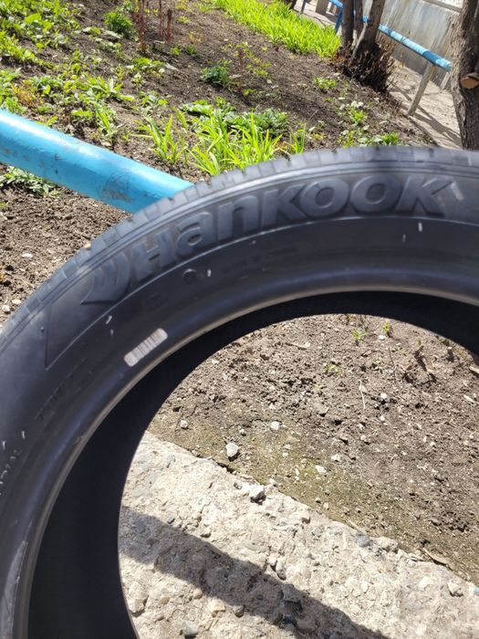 Продам шины в отличном состоянии.