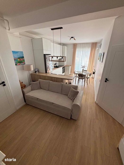 2 camere de vanzare strada Campina, bloc nou, lift, terasa 6 mp