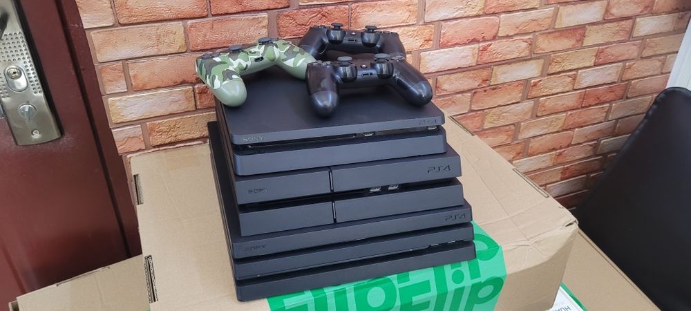 Consolq Gaming Playstation 4 Modat Orice Joc  Gratuit GTA Minecraft FC