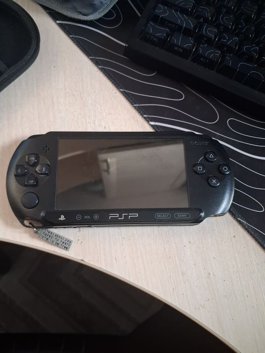 PSP E1000(street)