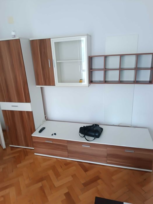 Inchiriez apartament cu 2 camere in Caransebes, str. Libertatii