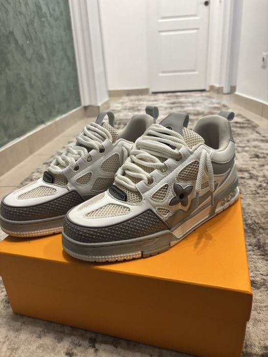 Lv skates grey&white