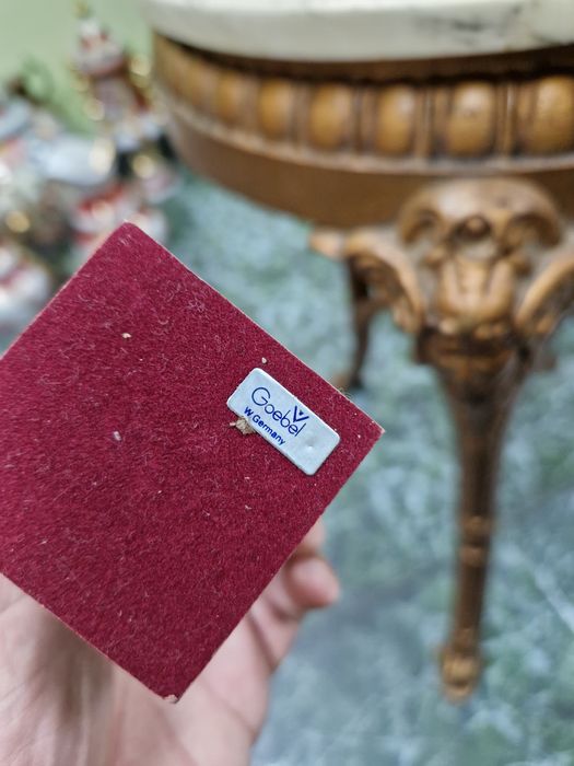 Уникален чифт антикварни порцеланови бюстове Goebel