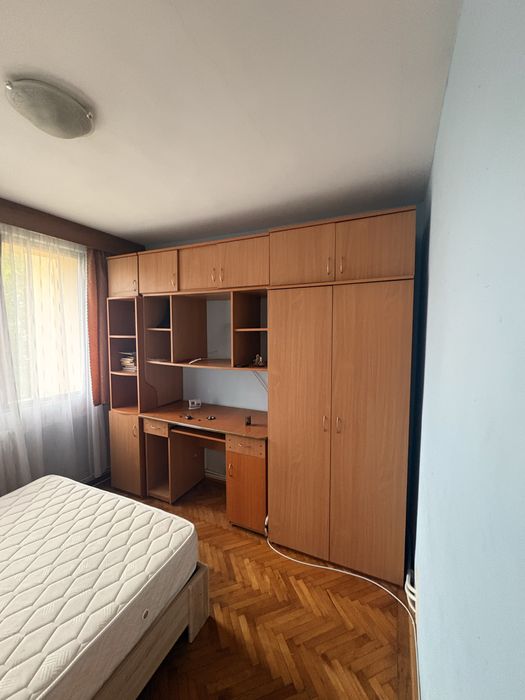 Mobila tineret in stare buna