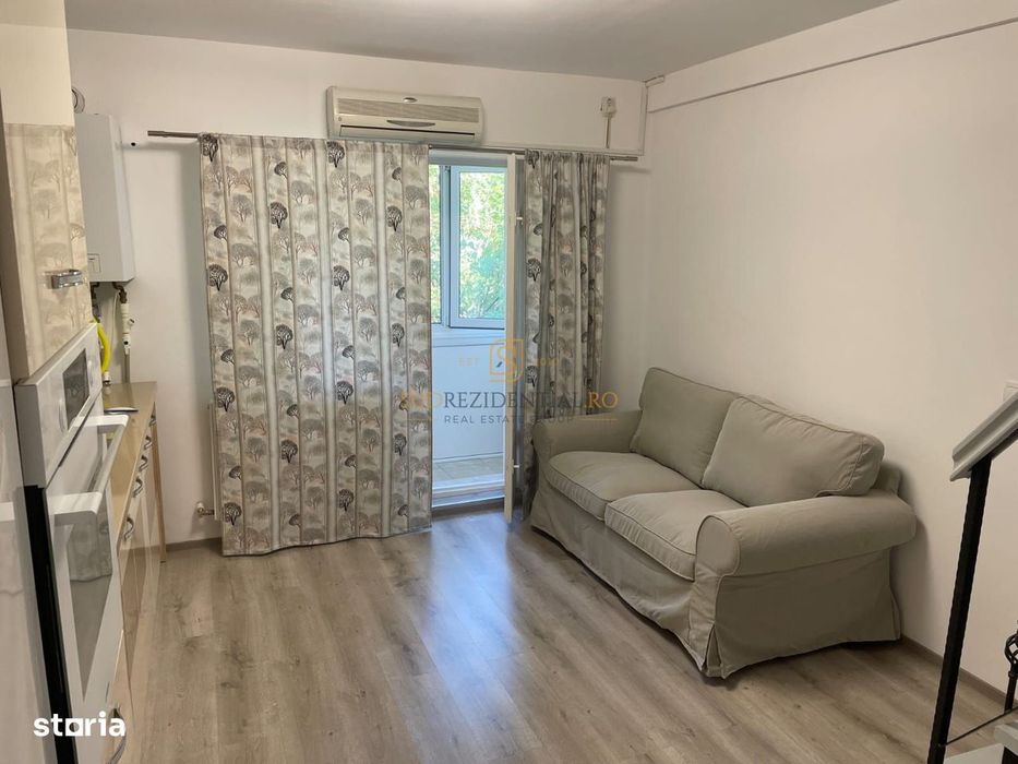Apartament tip duplex, luminos, acces facil metrou Aparatorii Patriei — fotografia 1