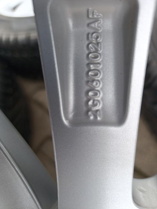 Jante originale VW Polo MK6, Skoda Fabia MK4 16'' Pirelli iarnă 8 mm