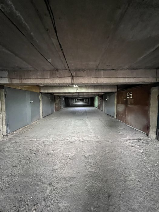 Продам гараж возле MEGA Alma-Ata