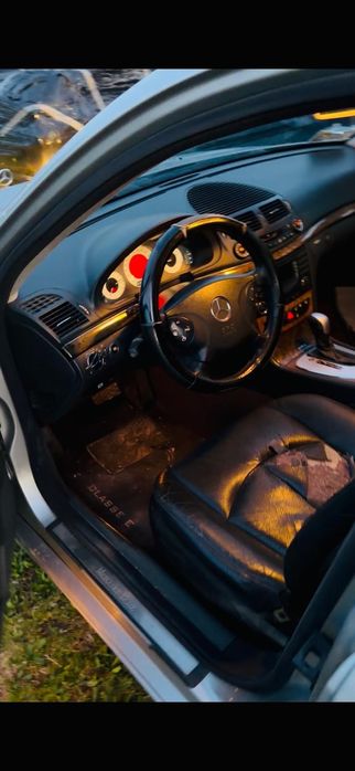 MERCEDES-BENZ E-Class 2002 — imagine 3