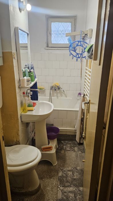 De vanzare garsonieră , complex 1 , Trivale Pitești