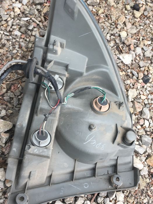 Стоп лексус is200 ис200 заден счупен лепен