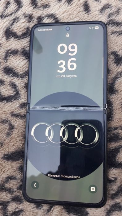 Samsung Galaxy z Flip3 5G